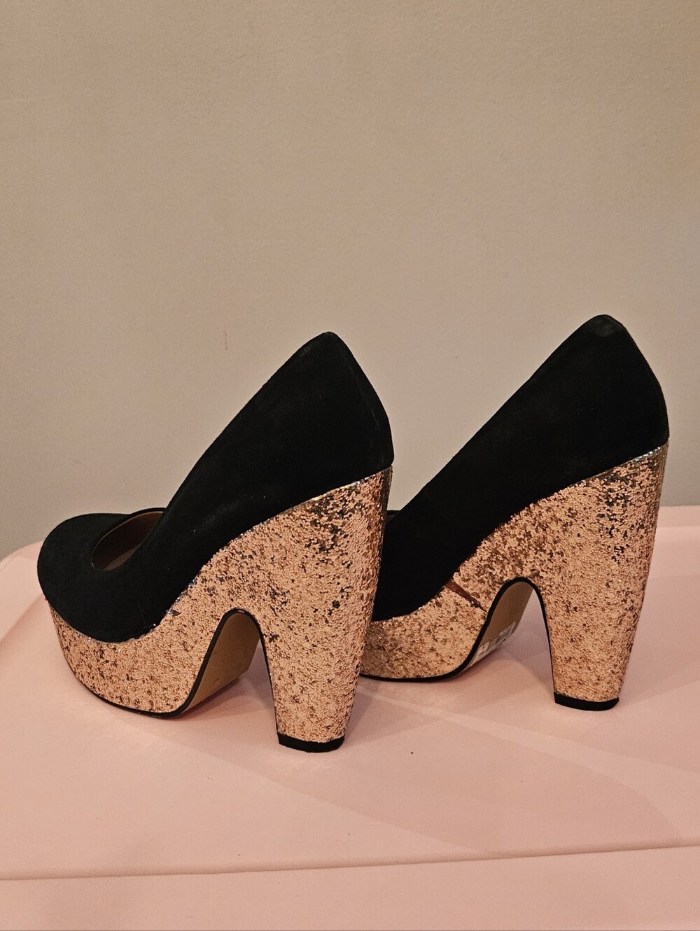 Shellys London Black Gold Platform Heels🖤